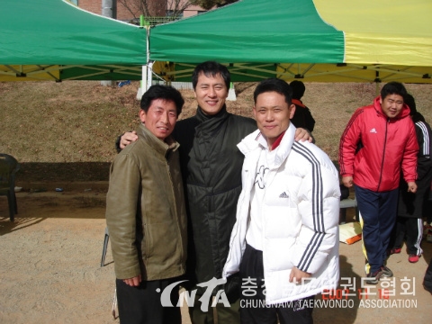 12_cafe_2007_11_19_18_38_4741593b7a153.jpg