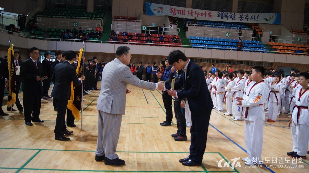 265FF4435157FAF515.jpg