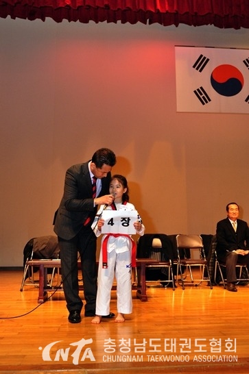 25632B3452AD4EFD1C.jpg