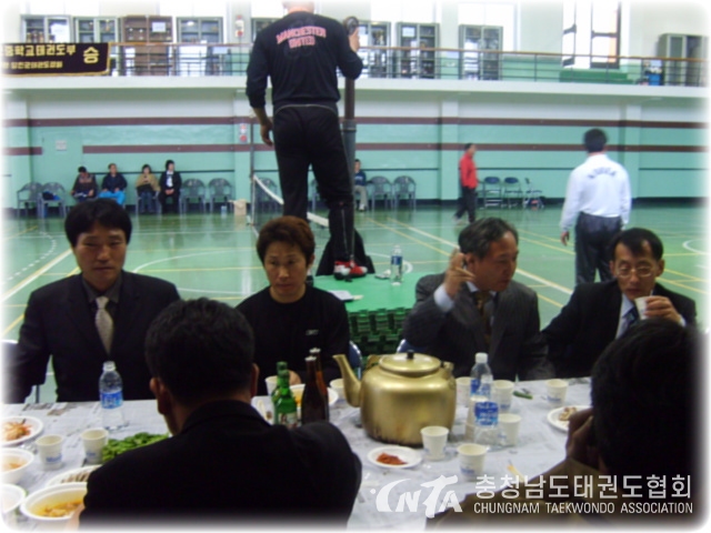 16_cafe_2008_04_13_16_28_4801b55879f2c.jpg