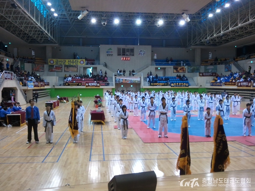 191E3A4A4D90199B34.jpg